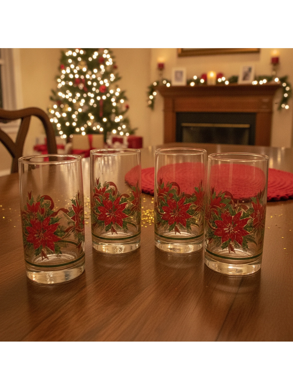 Vtg Libbey Poinsettia and Ribbon Holiday glasses with Gold Trim (Set of 4)